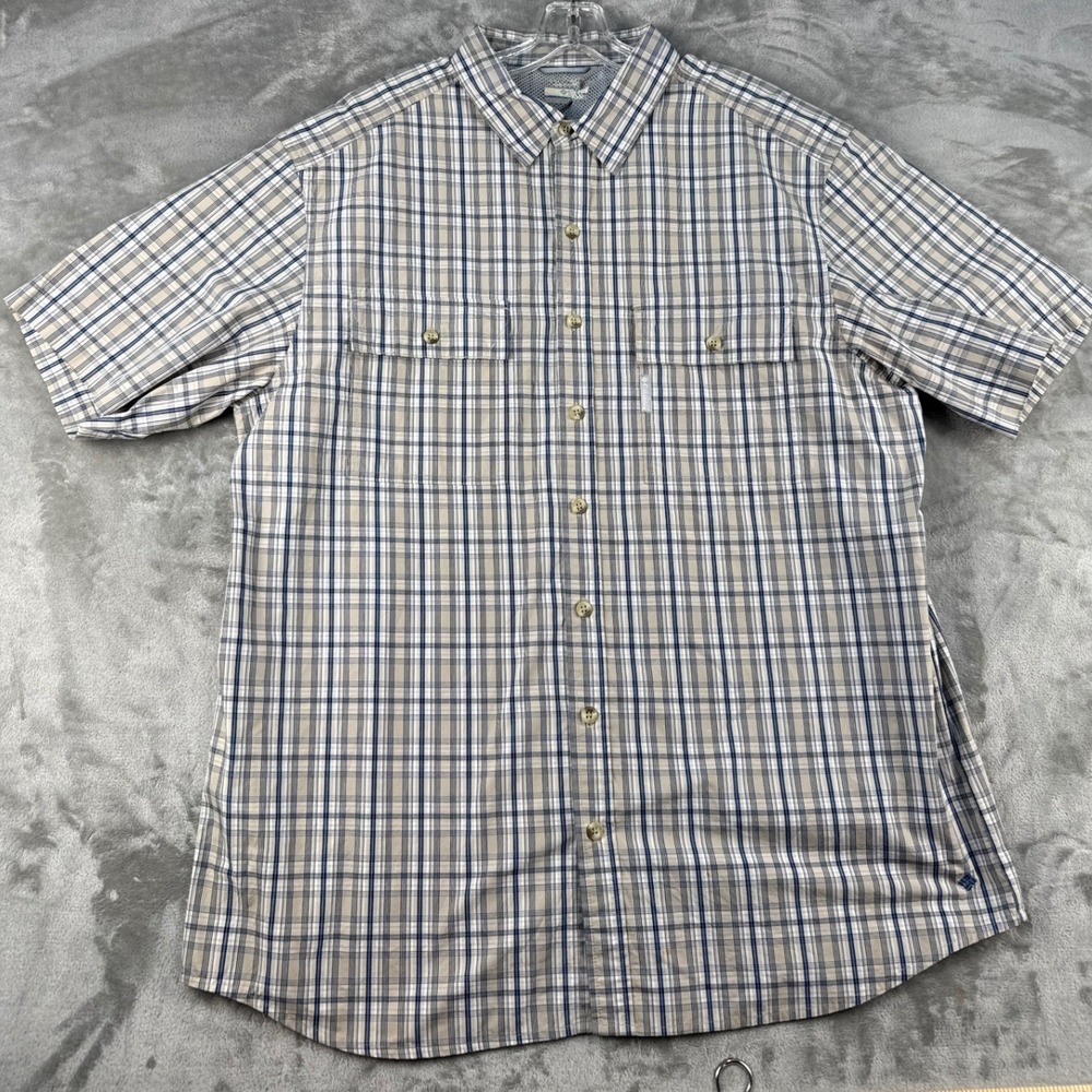 Columbia Button-Down Mens Large Omni-Shade Tan Blue Plaid Short Sleeve EUC
